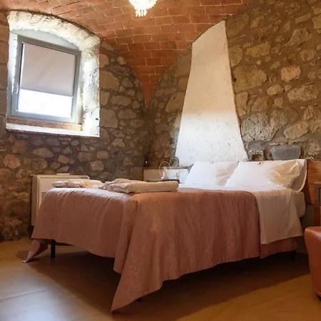 Bed & Breakfast Casale 1541