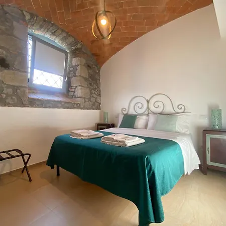 Casale 1541 3*