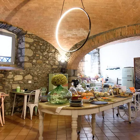 Casale 1541 Bed & Breakfast 4*
