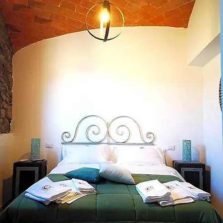 Casale 1541 4*